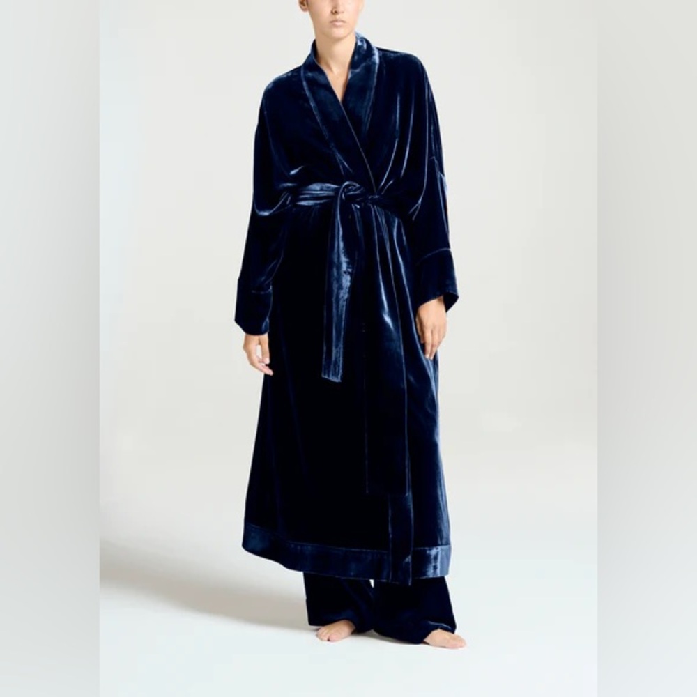 Luxurious Navy Velvet Robe